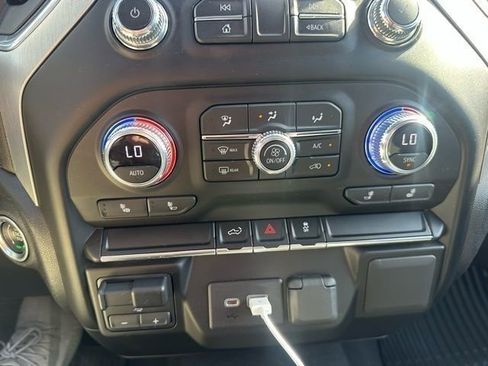 Certified 2022 GMC Sierra 2500 SLE w/ SLE Value Package; image 33