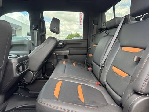 Used 2023 GMC Sierra 2500 AT4 w/ AT4 Premium Plus Package AWD/4WD image 11
