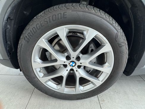 Used 2024 BMW X5 xDrive40i w/ Premium Package AWD/4WD image 40