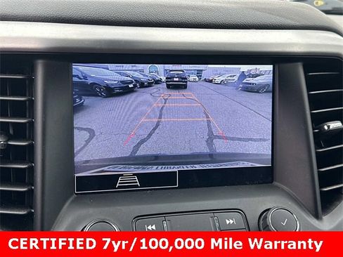 Used 2021 GMC Acadia SLE w/ Driver Convenience Package image 19