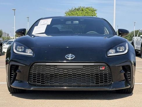 Used 2024 Toyota GR86 RWD image 8