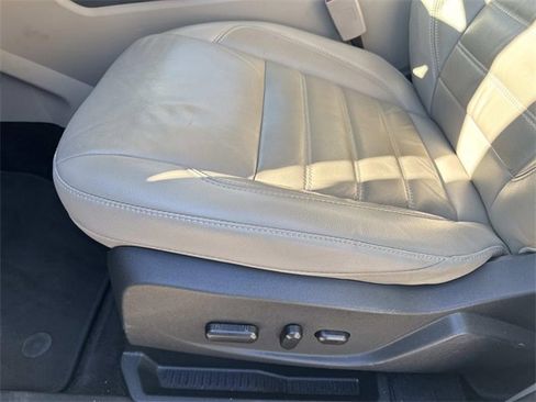 Used 2017 Ford Escape Titanium image 21