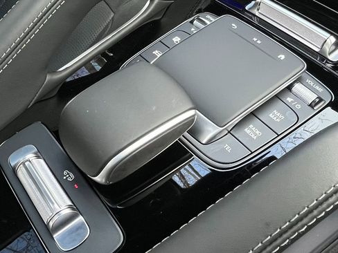 Used 2026 Mercedes-Benz GLS 63 AMG AMG w/ 23 INCH WHEELS, CARBON image 39