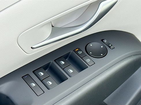 New 2026 Hyundai Tucson SEL image 8