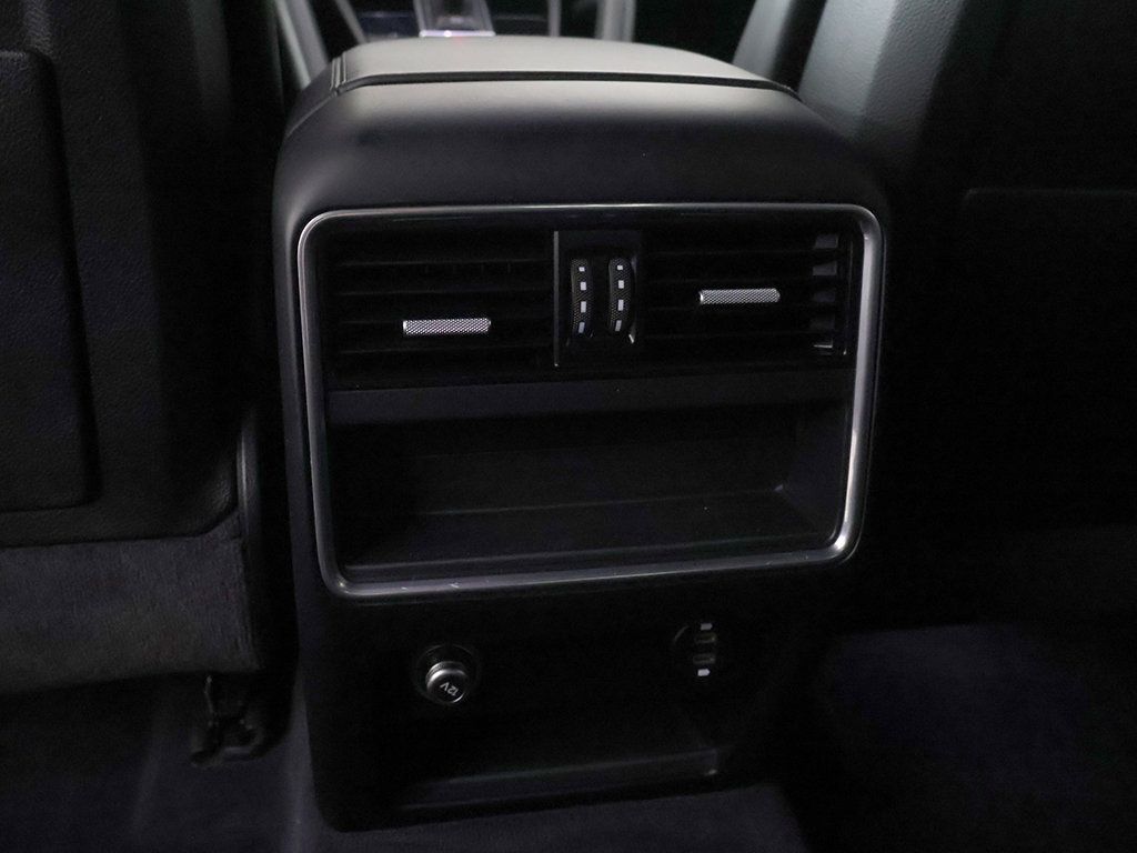 Used 2023 Porsche Cayenne Coupe w/ Towing Package w/o Tow Ball AWD/4WD image 49
