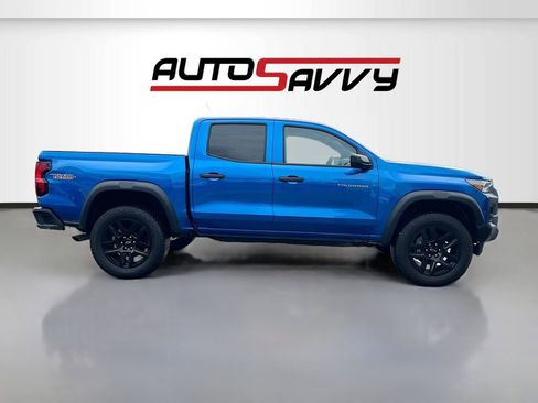 Used 2023 Chevrolet Colorado Trail Boss w/ Advanced Trailering Package AWD/4WD image 8