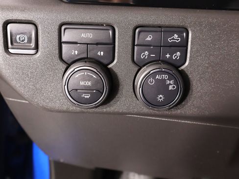 Used 2024 Chevrolet Silverado 1500 LT w/ Safety Package image 8