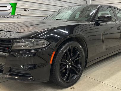 Used 2018 Dodge Charger SXT w/ Blacktop Package