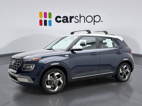 Used 2021 Hyundai Venue FWD image 1