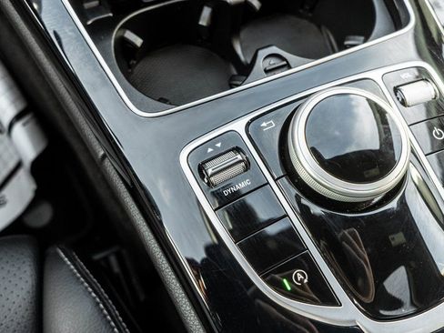 Used 2018 Mercedes-Benz C 300 4MATIC Sedan image 26