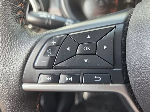 Used 2023 Nissan Kicks SR w/ SR Premium Package FWD image 28