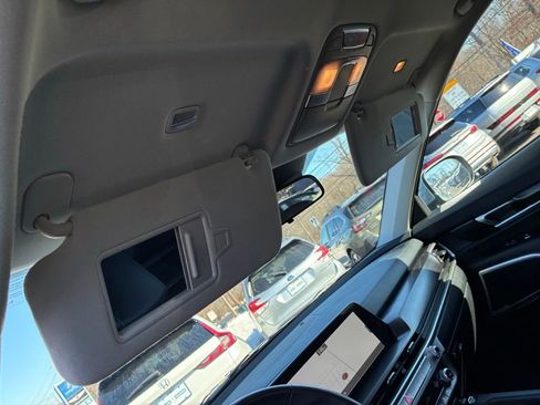 Used 2023 Kia Telluride S image 46