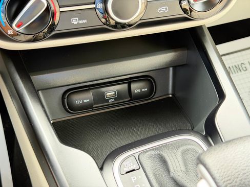 Used 2022 Kia Soul LX w/ Technology Package FWD image 23
