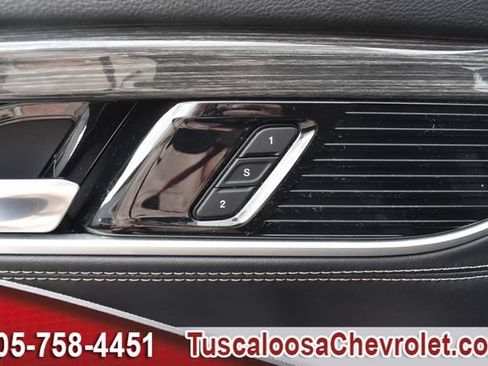 Used 2022 Jeep Wagoneer Series II RWD image 21