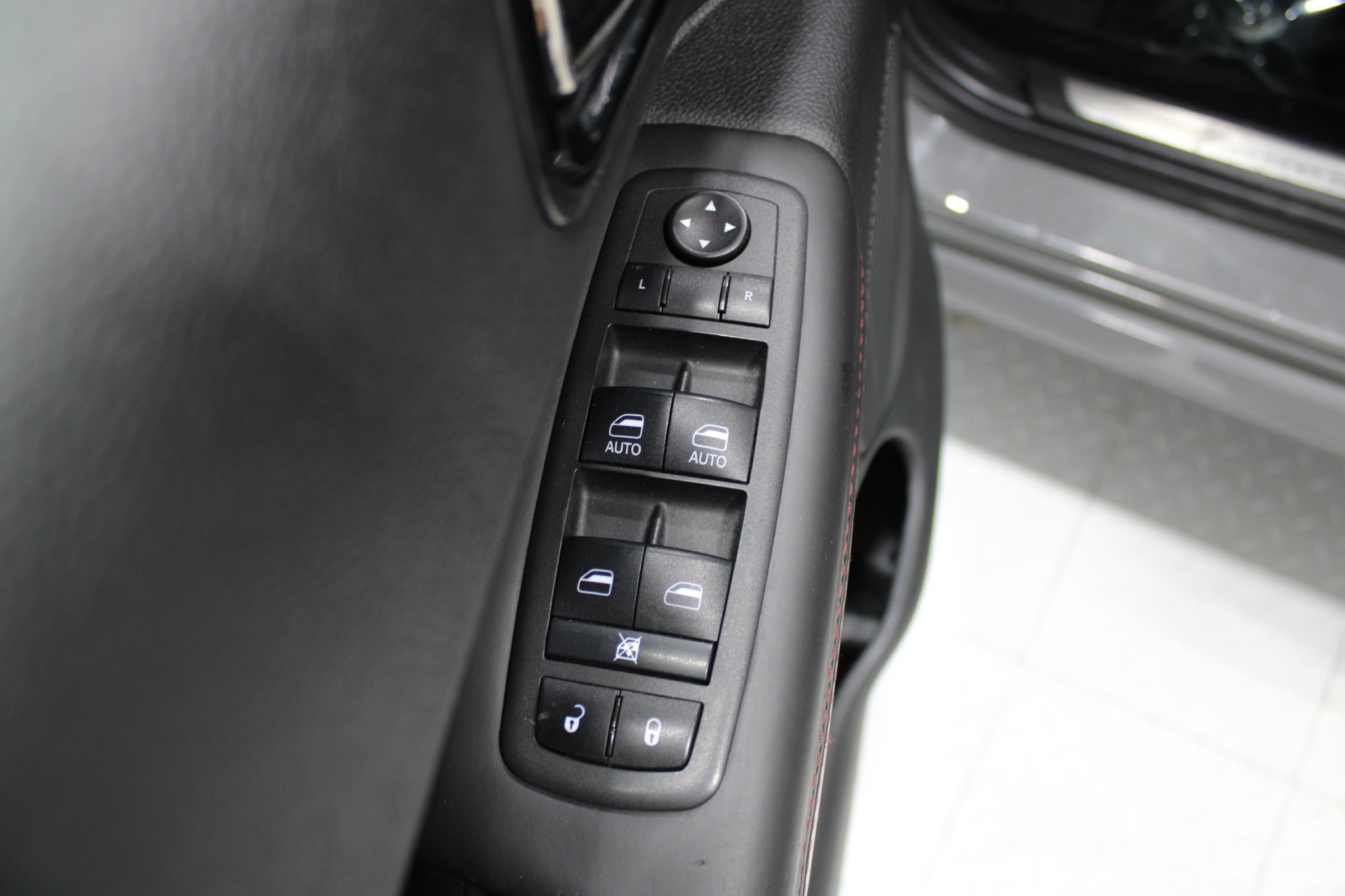 Used 2022 Dodge Durango R/T w/ Trailer Tow Group IV AWD/4WD image 47