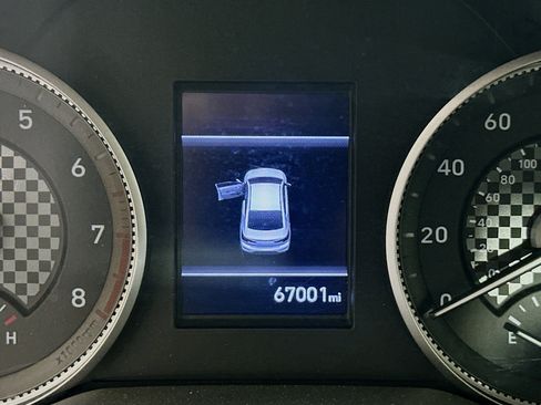 Used 2020 Hyundai Elantra Value Edition FWD image 18