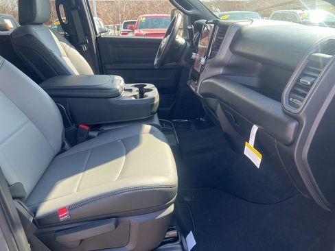 New 2026 RAM 2500 Tradesman AWD/4WD image 18