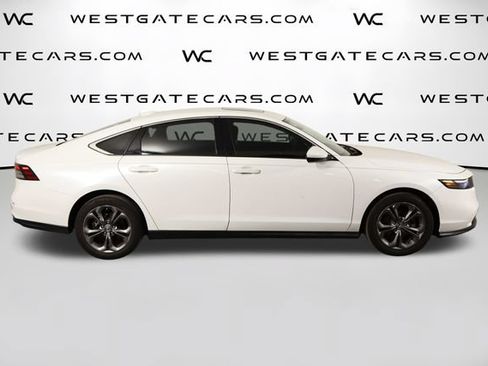 Used 2024 Honda Accord EX image 40