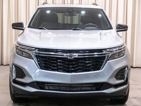 Used 2023 Chevrolet Equinox Premier AWD/4WD image 3