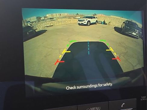 Used 2024 Nissan Frontier SV w/ SV Convenience Package image 28