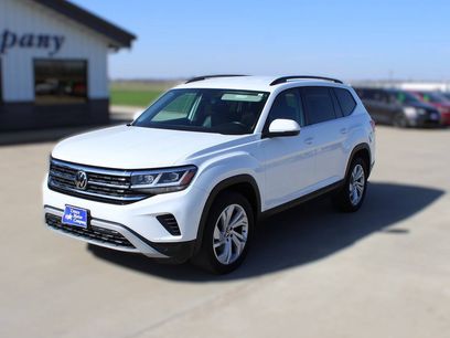 Used 2021 Volkswagen Atlas SE w/ Towing Package