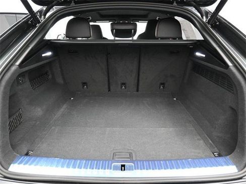 New 2026 Audi Q8 Prestige image 12