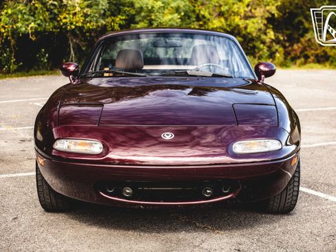 Used 1995 MAZDA MX-5 Miata M-Edition image 37