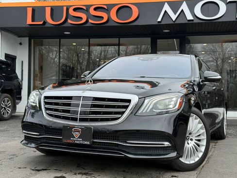 Used 2019 Mercedes-Benz S 560 4MATIC Sedan image 1