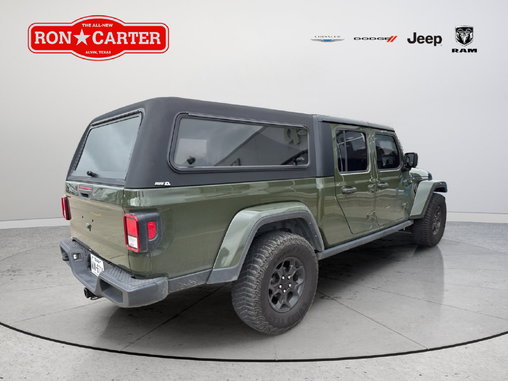 Used 2023 Jeep Gladiator Sport AWD/4WD image 4