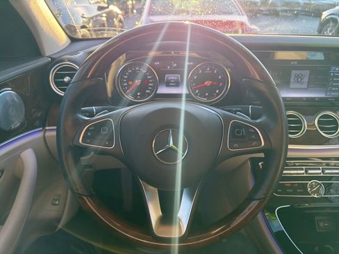 Used 2017 Mercedes-Benz E 300 4MATIC image 12