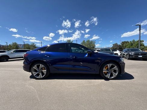 Used 2022 Audi e-tron Prestige AWD/4WD image 6