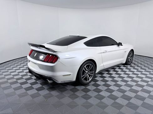 Used 2017 Ford Mustang GT Premium image 6