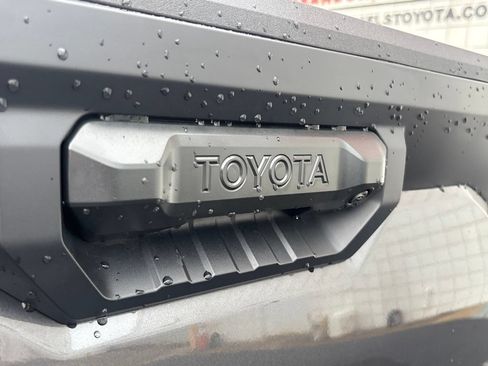 New 2026 Toyota Tundra SR5 AWD/4WD image 33