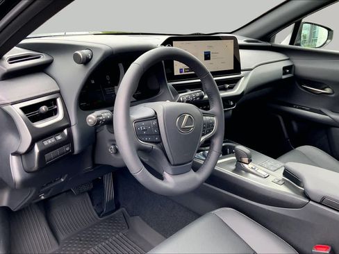 New 2026 Lexus UX 300h AWD image 8