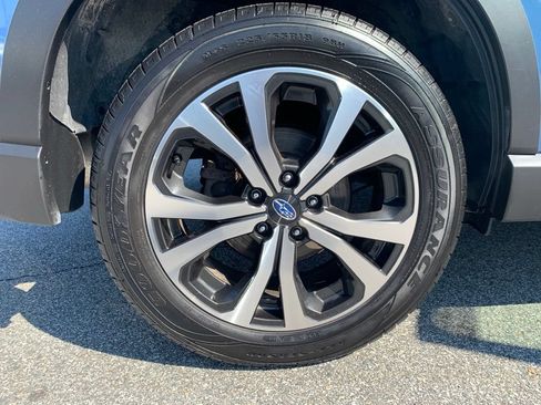 Used 2022 Subaru Forester Limited AWD/4WD image 28