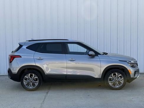 Used 2024 Kia Seltos S FWD image 3