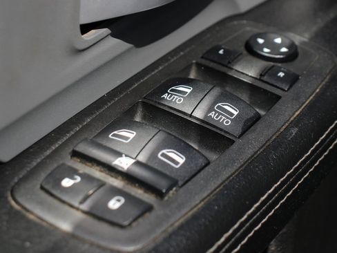 Used 2022 RAM 2500 Big Horn image 13