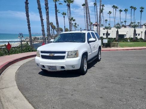 Used 2007 Chevrolet Tahoe LT w/ LT Preferred Equipment Group AWD/4WD image 2