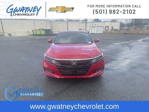 Used 2020 Honda Accord Sport image 2