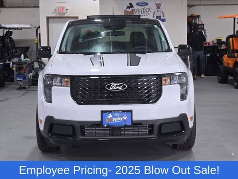 New 2025 Ford Maverick XLT w/ XLT Luxury Package AWD/4WD image 4