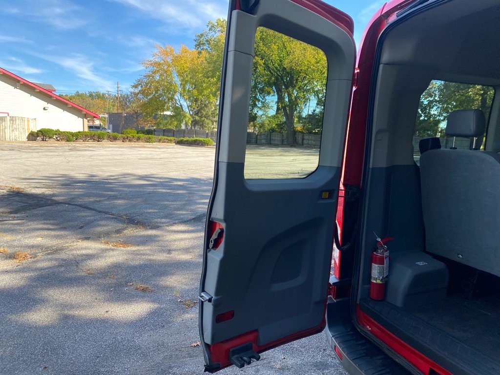 Used 2016 Ford Transit 150 XL RWD image 18