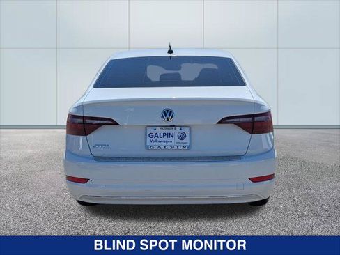 Used 2021 Volkswagen Jetta SEL FWD image 4