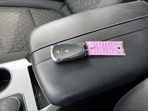 Used 2021 Chevrolet Blazer LT w/ LPO, Black Accent Package image 10