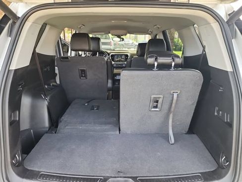 Used 2020 GMC Acadia SLT w/ LPO, Floor Liner Package FWD image 21