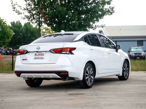New 2025 Nissan Versa SV w/ Trunk Package image 4