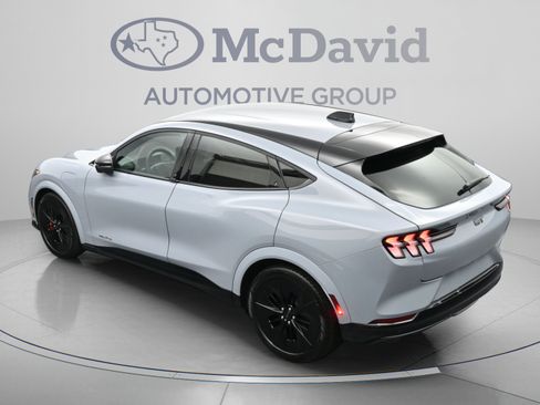 Used 2025 Ford Mustang Mach-E GT AWD/4WD image 37
