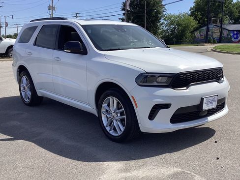 Used 2024 Dodge Durango GT AWD/4WD image 3