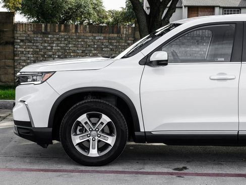 Used 2023 Honda Pilot EX-L image 21