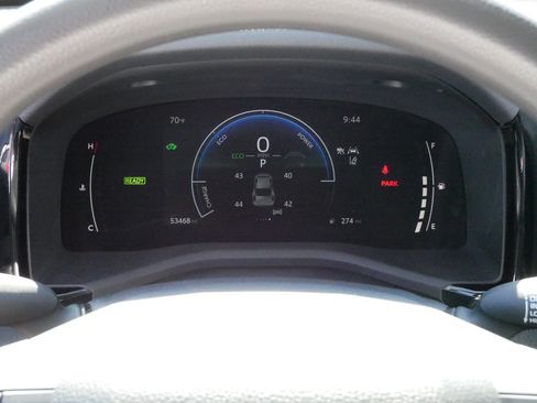 Certified 2025 Toyota Camry LE FWD image 5