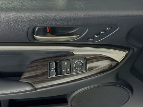 Used 2019 Lexus RC 300 AWD w/ Premium Package image 24